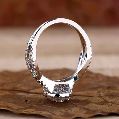 1ct Round-Cut Lab Diamond Engagement Ring with Twisted Pavé Band & Halo