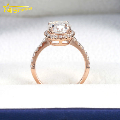 Oval Cut Engagement Ring