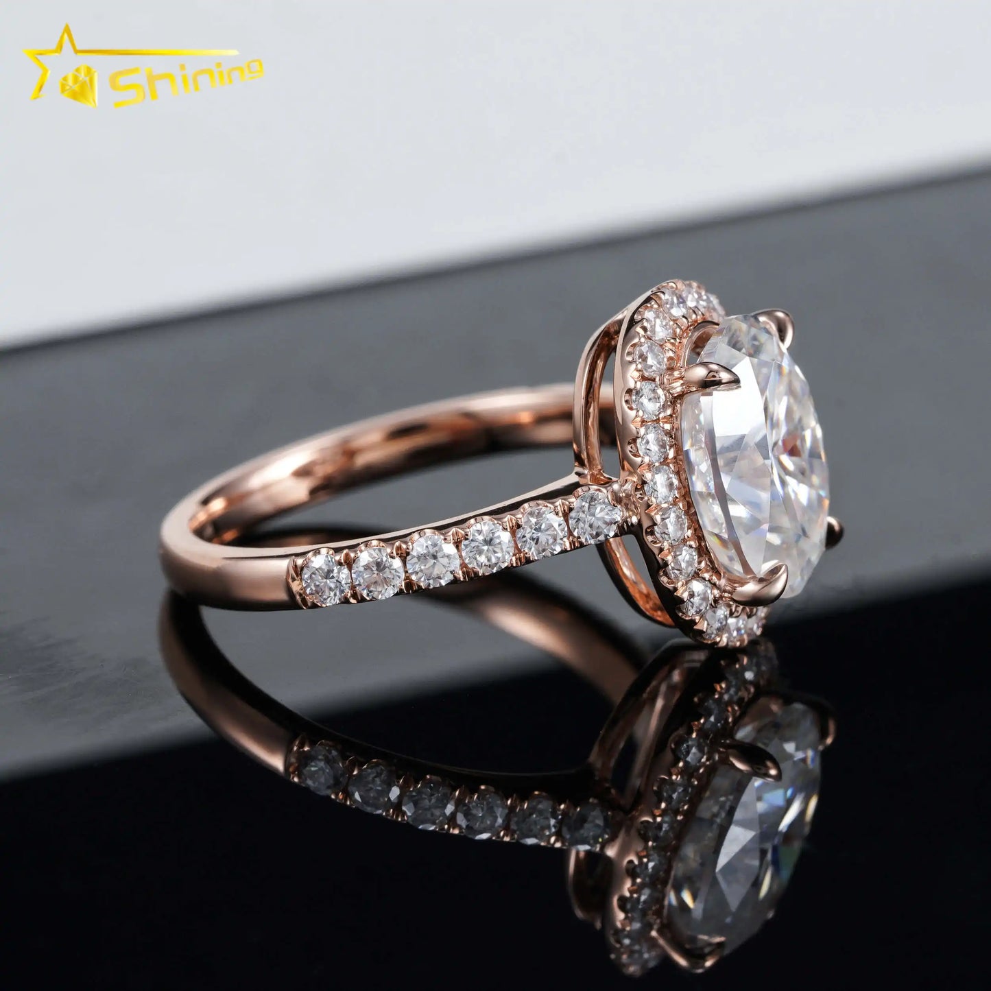 Oval Cut Engagement Ring